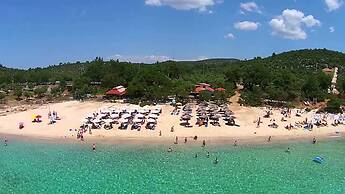 Grand Beach Hotel