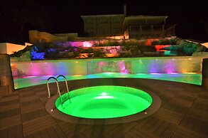 Grand Beach Hotel