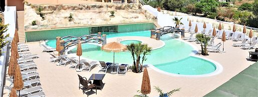 Grand Beach Hotel