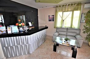 Grand Beach Hotel