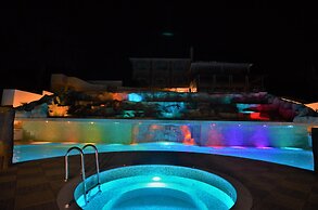 Grand Beach Hotel