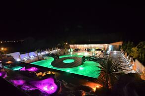 Grand Beach Hotel