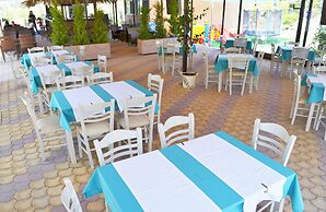 Grand Beach Hotel