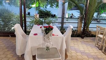 Grand Beach Hotel