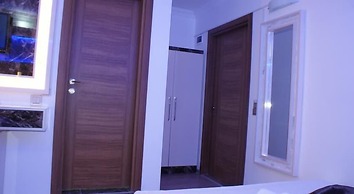 Behram Hotel