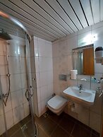 Afsin Hotel
