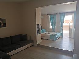 Arya Suites