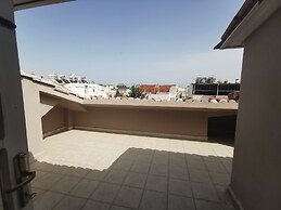 Arya Suites