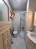 Arya Suites