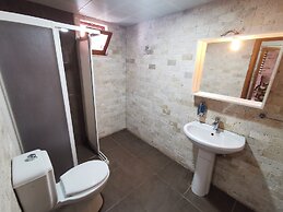 Arya Suites