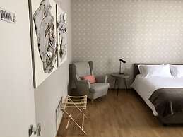 200 Rooms & Terrace