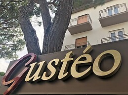 Hotel Cristina