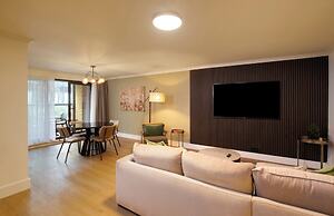 Monarch House Serviced Apartments