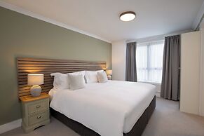 Monarch House Serviced Apartments