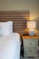 Monarch House Serviced Apartments