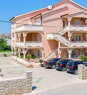 Apartments Biserka