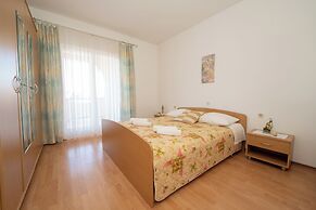 Apartments Biserka