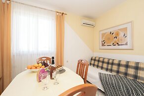 Apartments Biserka