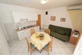 Apartments Biserka