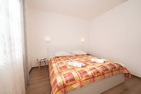 Apartments Biserka