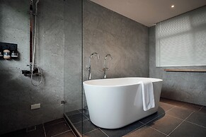 Onsense Villa