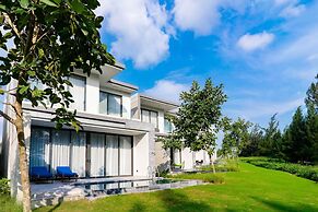 Ocean Villas Beach Resort