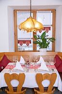 Hotel-Restaurant STRAUSSEN
