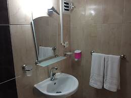 Yalcin Hotel