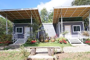 Sonseesaed Farm