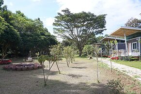 Sonseesaed Farm