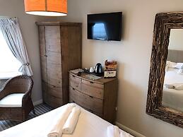 The Waterfront Inn
