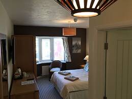 The Waterfront Inn