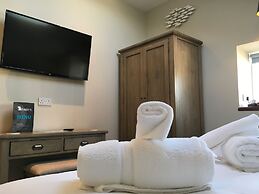 The Waterfront Inn