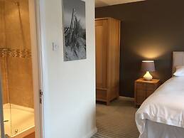 The Waterfront Inn