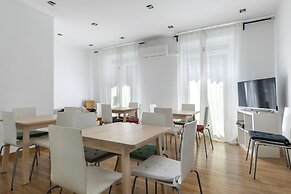 HA San Mateo Suites