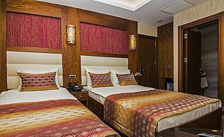 Vertu Hotel