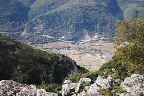 Faraggi Hotel