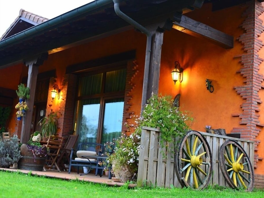 Posada Bernabales