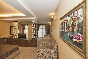 Romeo Hotel