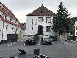 Hotel Ari