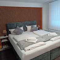 Hotel Ari