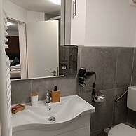 Hotel Ari