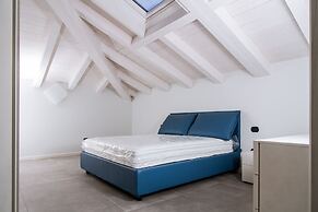 Lake Apartment