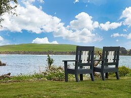 Surat Bay Lodge, Motel and Backpackers