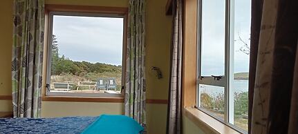 Surat Bay Lodge, Motel and Backpackers