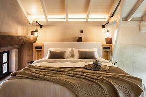 J&G Suites