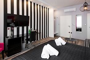 Leo Apartments Old Town