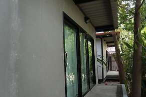 Paan Puan Place