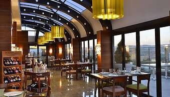 Tugcan Hotel