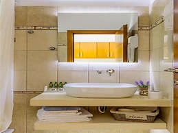 Evlalia Studios & Villas